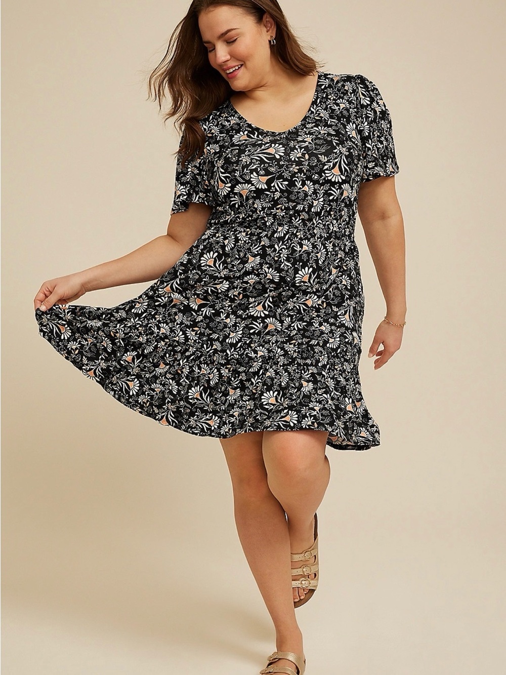 Maurices NWT Black Floral V Neck Tiered Dress with Peach & White Accents